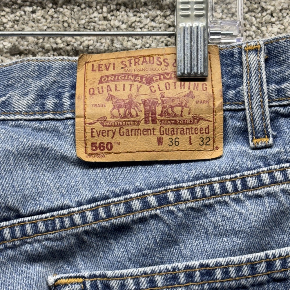 Vintage Levi's Men's 560 Loose Fit Tapered‎ Leg 90s Y2K Canada Size W36 L32 - Picture 5 of 14